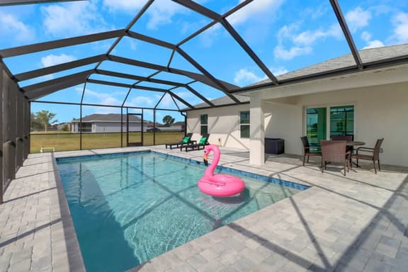 Luxury Retreat w/ Heated SaltWater Pool! Perfect for 2 families - Image 1